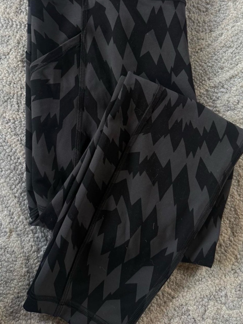 lululemon athletica Black & Charcoal Geometric Leggings